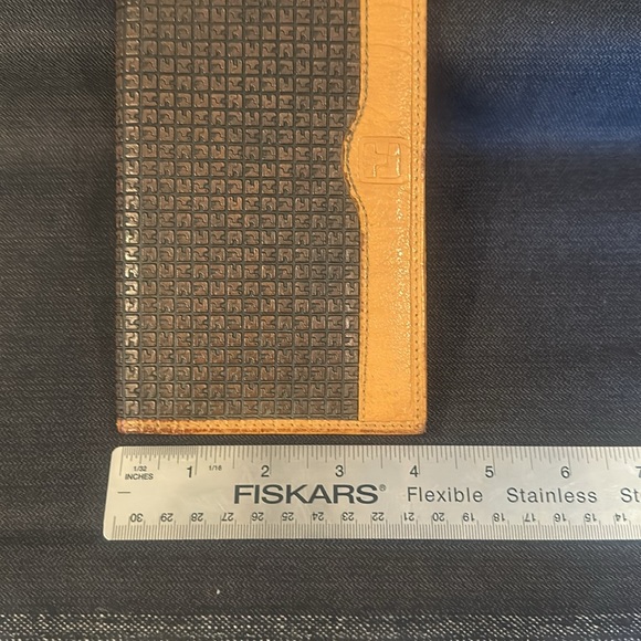 Ted Lapidus leather wallet/check or passport case - Picture 9 of 9